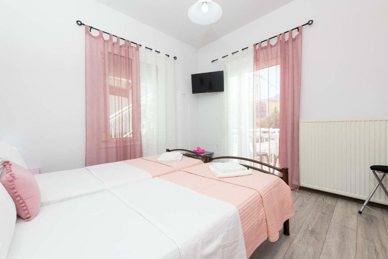 Anastasia'S Apartment Лименас Екстериор снимка